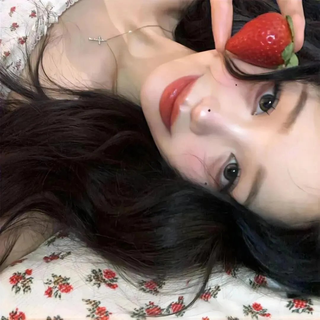 怪物少女妮莫娜